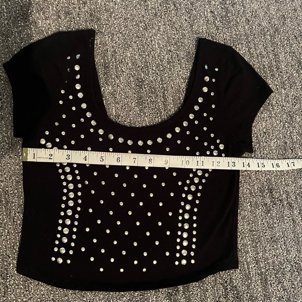 Bozzolo Black Studden Crop Top Size Medium - Picture 10 of 11